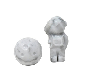 Astronauta con luna